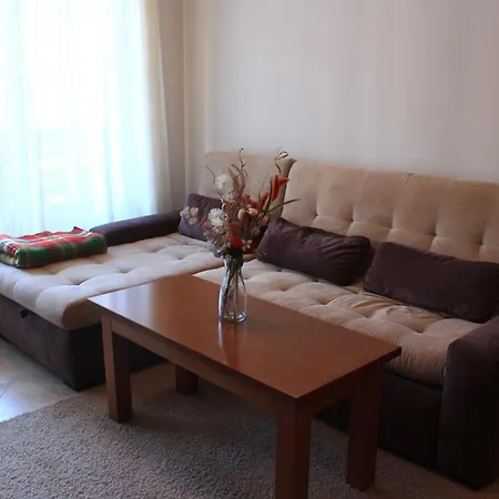Cozy 1 Bedroom Self-catering Fully Equipped Flat In St Ivan Rilski With Free Services Lejlighed
