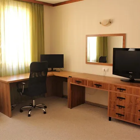 Cozy 1 Bedroom Self-catering Fully Equipped Flat In St Ivan Rilski With Free Services Lejlighed *